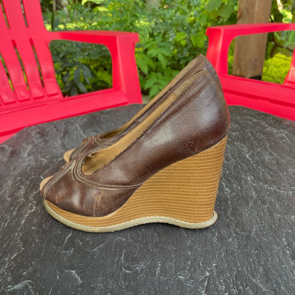 724. SPLASH Wedges - Picture 7 of 8